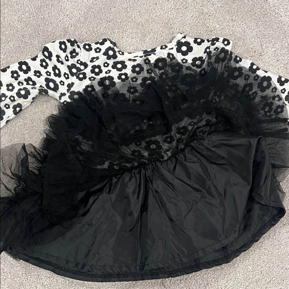 Good🎉 Condition FLAPADOODLES Floral Long Sleeve Dress with Black Tulle Skirt, 2T - Picture 7 of 13